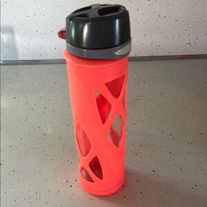 Zulu Neon Pink Glass / Silicone Water Bottle